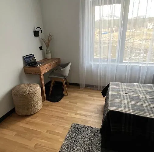 Nordic Waterside Escape * Ulsvåg