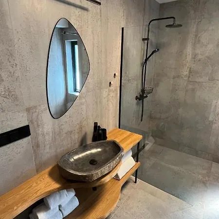 Nordic Waterside Escape Semesterbostad
